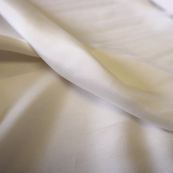 1180-Sanded Cupro viscose twill - Ivory white - Image 3
