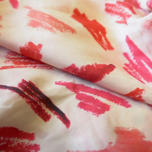 Abstract Lipstick Print Cupro – Lightweight Fluid Fabric - Image 3